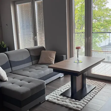 Lux Bulwary Chrobrego * גניזנו