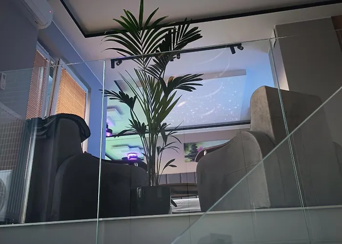 Lux Bulwary Chrobrego * גניזנו